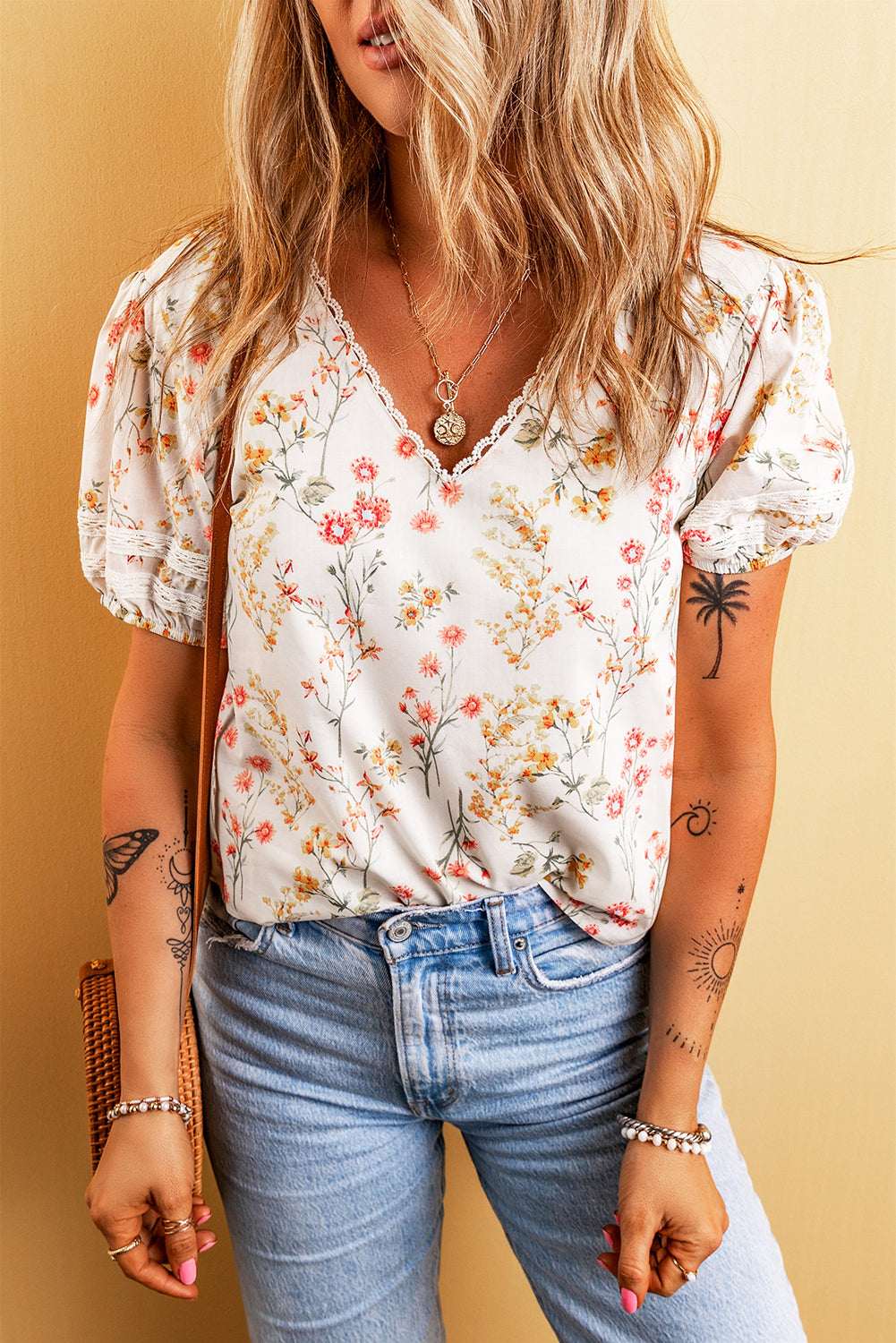 Boho Floral Lace Trim Short Sleeve Tee