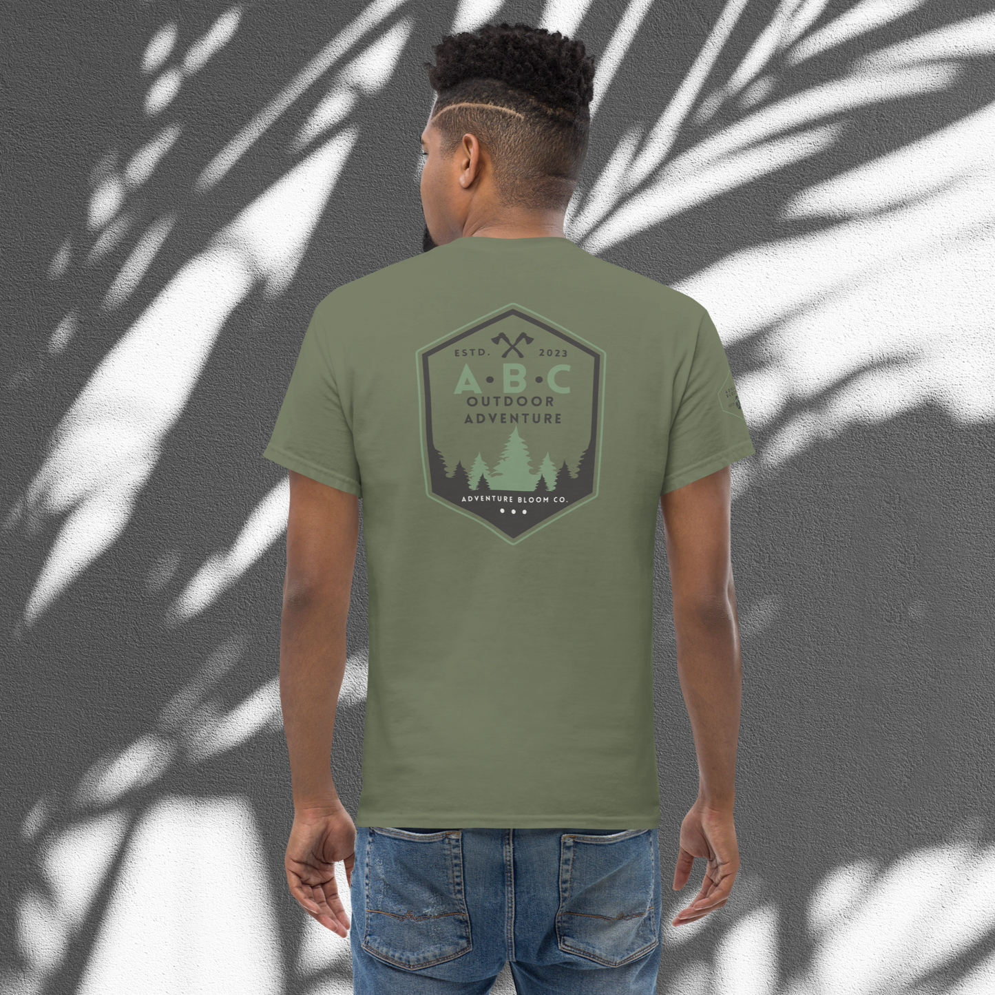 Axe-Wielder's Adventure Shirt in Military Green - Adventure Wear